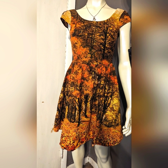 Retrolicious fall leaves art print vintage fit party dress small keyhole pinup - Picture 1 of 9